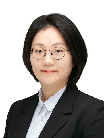 Lee, Hyung Hwa